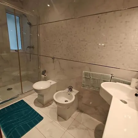 Apartamento Spacious 4-bedroom