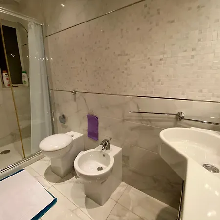 Spacious 4-bedroom Mosta
